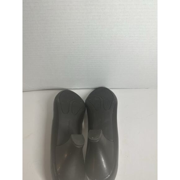 Easy Street Black Pumps Size 10M Low Heel Comfort Dress Shoes Classic Work - Picture 10 of 12